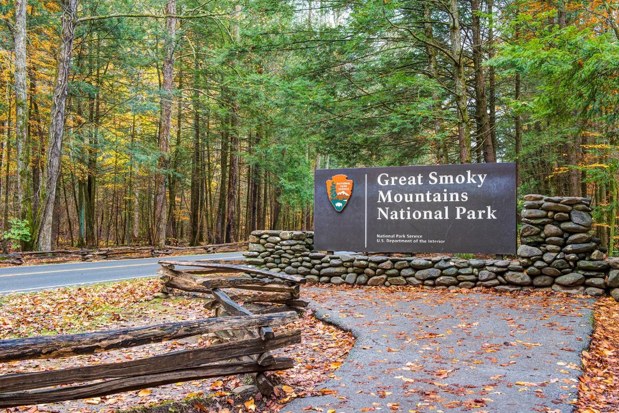 Standing Bear Lodge Gatlinburg Exterior foto